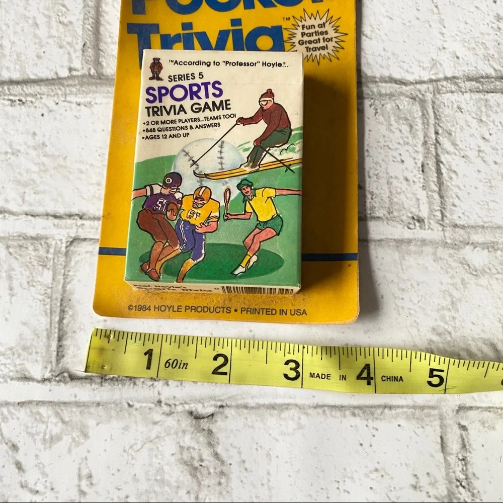 NWT‎ Vintage 1984 Hoyle Sports Pocket Trivia